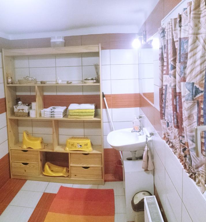 Virag Apartmanhaz 쇼프론 외부 사진